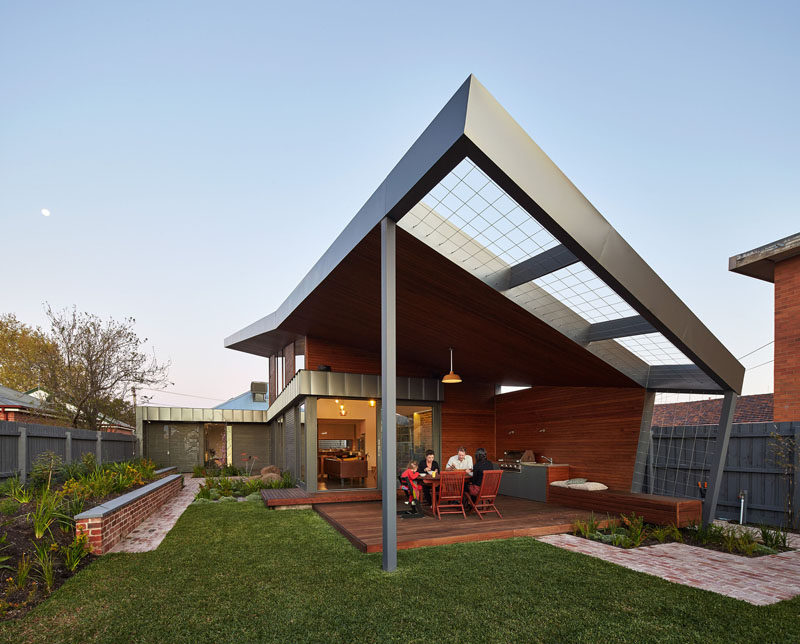 A Melbourne heritage home with a contemporary extension designed for garden-focused living.