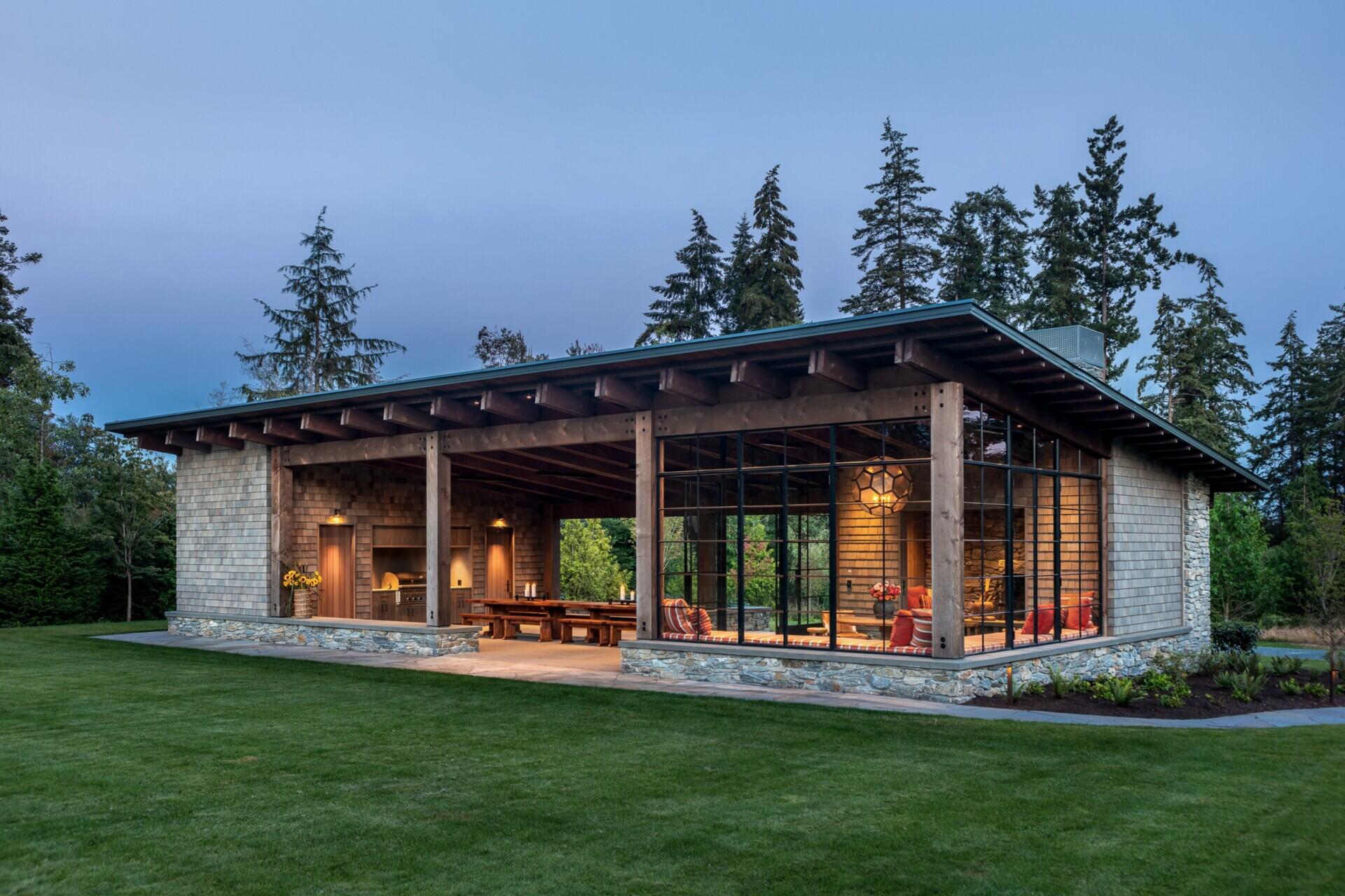 A Washington island fieldhouse designed by Hoedemaker Pfeiffer brings family and friends together in a purpose built pavilion inspired by 1930s park architecture and the spirit of community gathering.