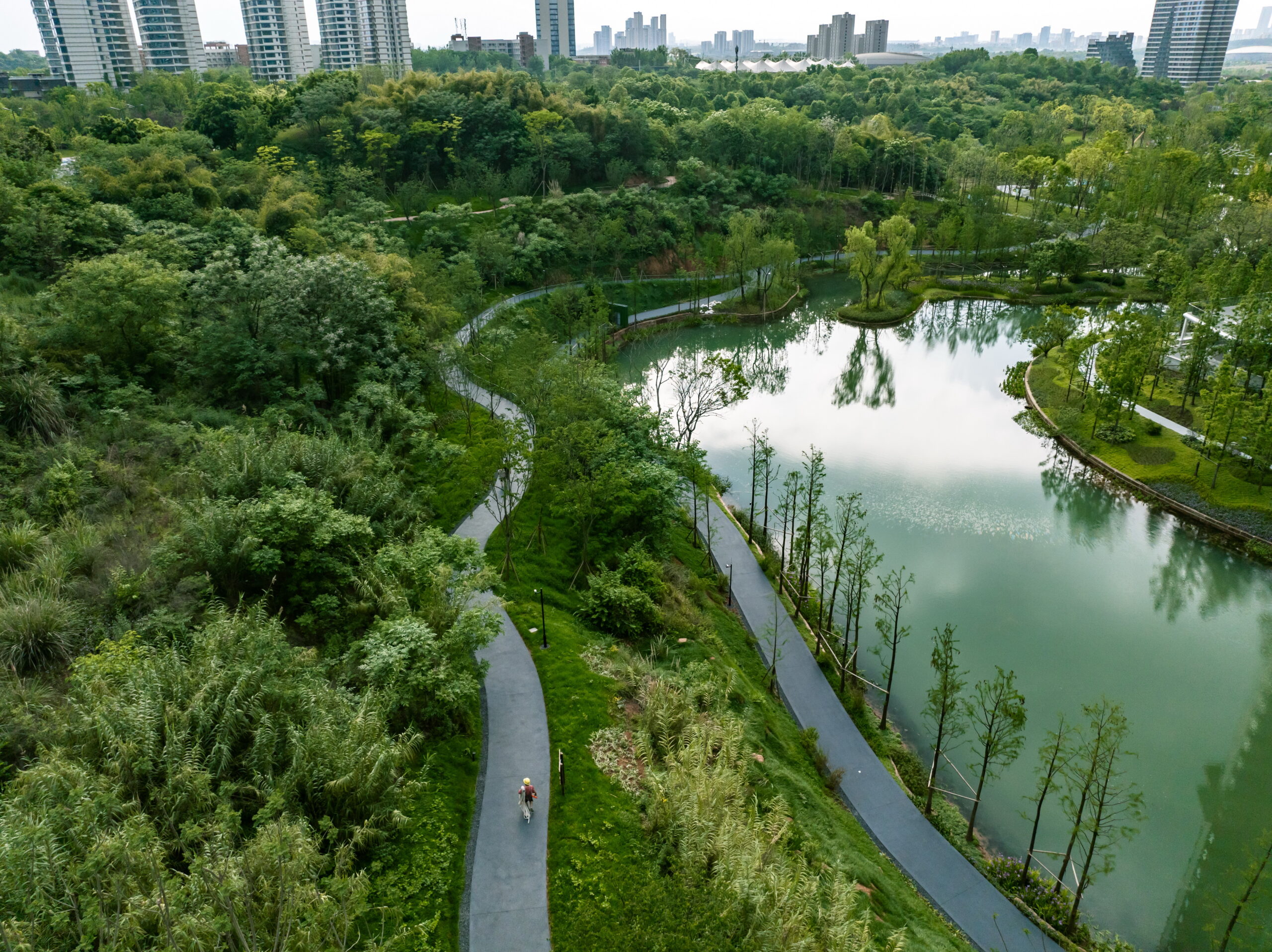 Green-Field-Park_01-architizer